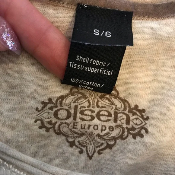 𝅺Olsen Top - Picture 4 of 4